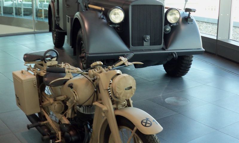 Audi tira la casa por la ventana con el aniversario de su museo