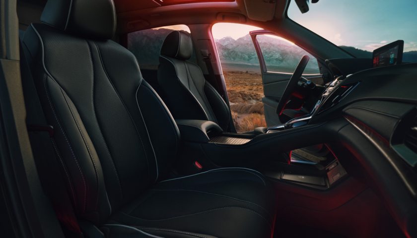 El nuevo interior de la Acura RDX 2022 es más silencioso. 