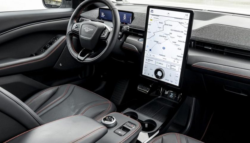 Las tecnologías que ayudan al conductor serán únicas en el Mustang Mach-E