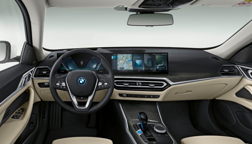 La propuesta del nuevo BMW i4 es interesante al interior